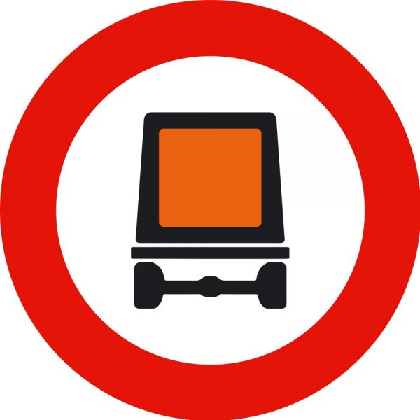 senal-entrada-prohibida-a-vehiculos-que-transporten-mercancias-peligrosas.jpg